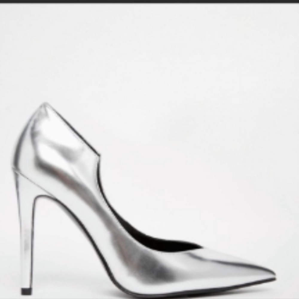 kendall & kylie metallic silver pumps